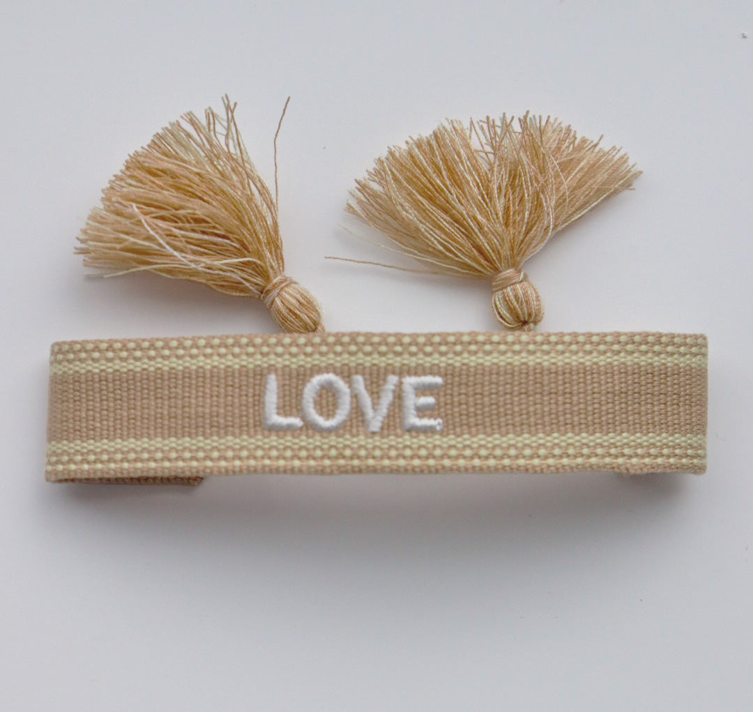Statement Armband - Love