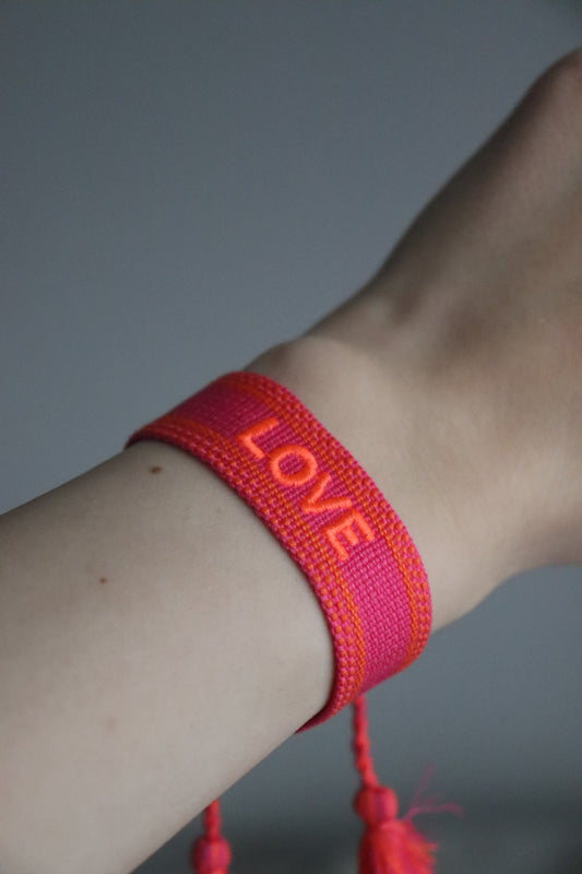 Statement Armband - Love