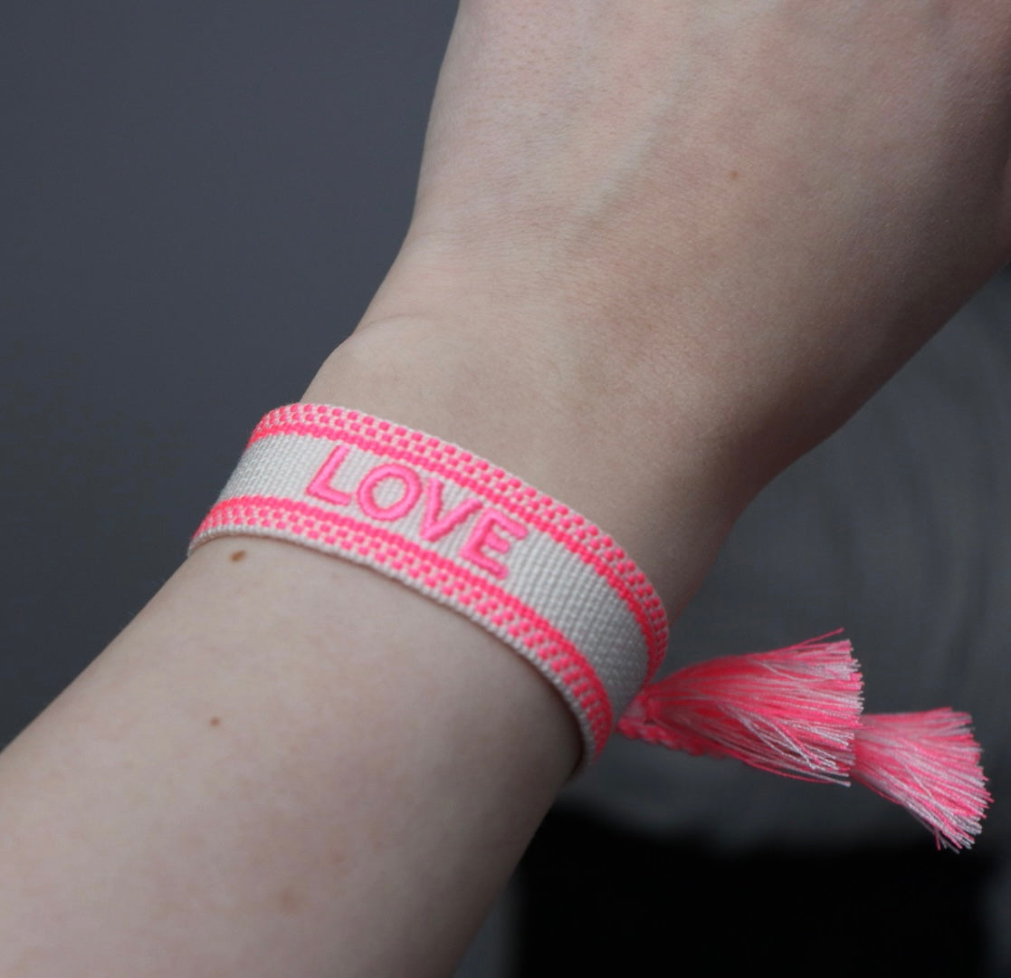 Statement Armband - Love