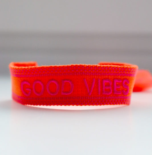 Statement Armband - Good Vibes
